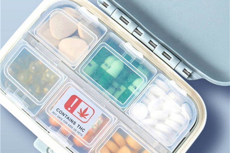 20 self adhesive label roll (5)