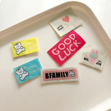 Fashion woven labels for modern apparel branding