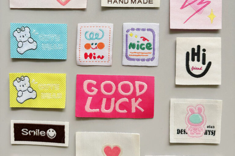 Best-selling woven clothing labels for fashion garments (4) Fashion woven labels for modern apparel branding