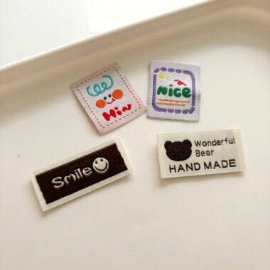 Fashion woven labels for modern apparel branding