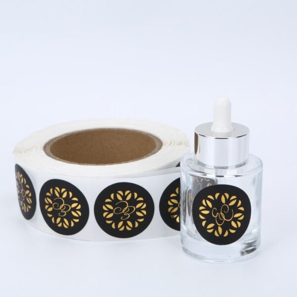 Custom round self-adhesive labels for packaging