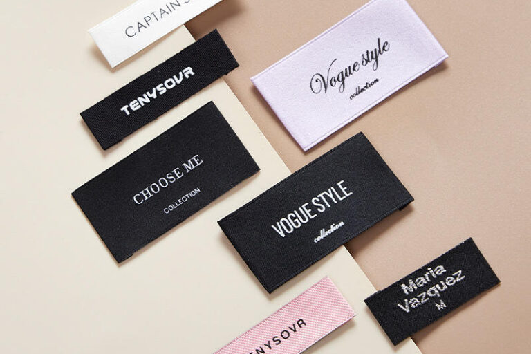 Custom woven clothing labels for fashion garments