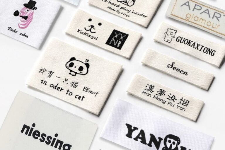 Custom logo clothing label for apparel branding