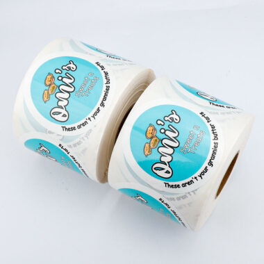 Durable custom waterproof round sticker roll for packaging