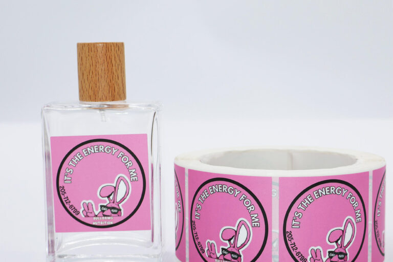 Durable Waterproof Sticker Roll (6) Durable waterproof adhesive sticker roll for packaging use