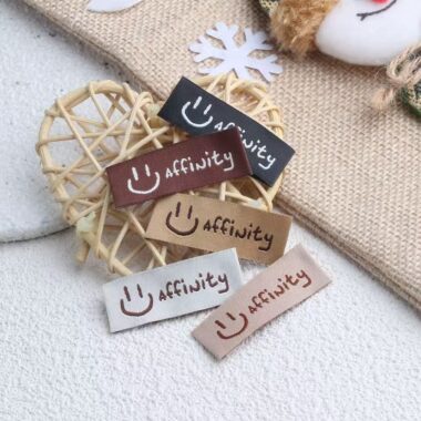Smiley embroidered woven label for clothing and DIY accessories