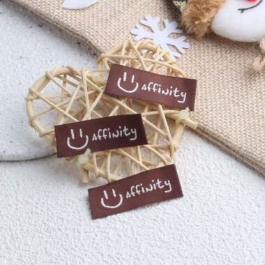 Smiley embroidered woven label for clothing and DIY accessories