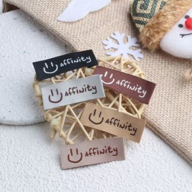 Smiley embroidered woven label for clothing and DIY accessories