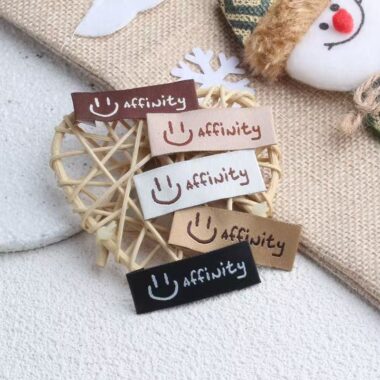 Smiley embroidered woven label for clothing and DIY accessories