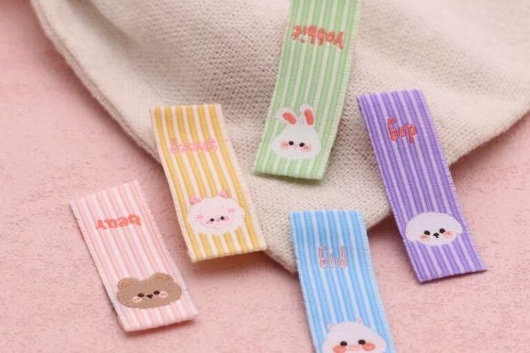 Striped animal cartoon woven label for clothing and accessories
