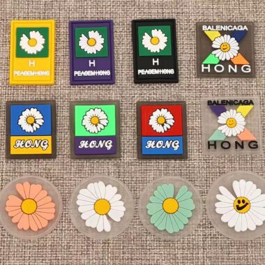 Transparent colorful daisy PVC label for decorative packaging