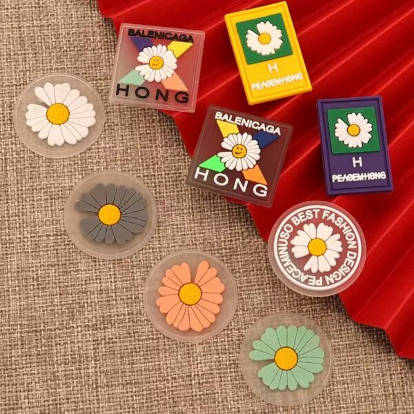 Transparent colorful daisy PVC label for decorative packaging