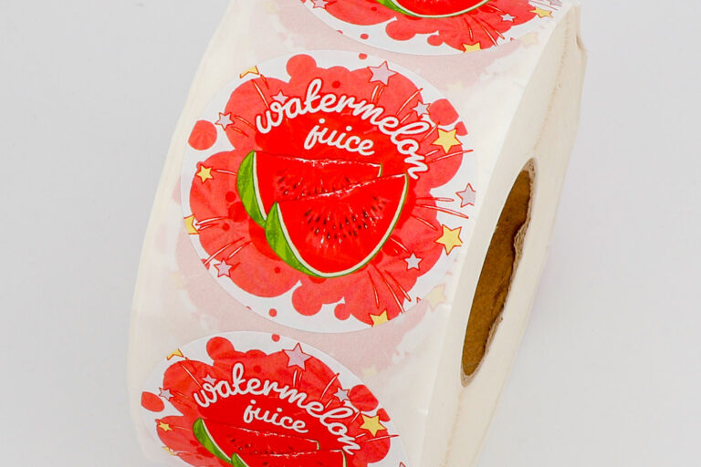 Waterproof Fruit Packaging Sticker Roll (8) Waterproof round fruit packaging sticker roll for food boxes