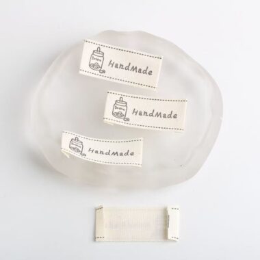 Beige minimal English woven labels for apparel accessories