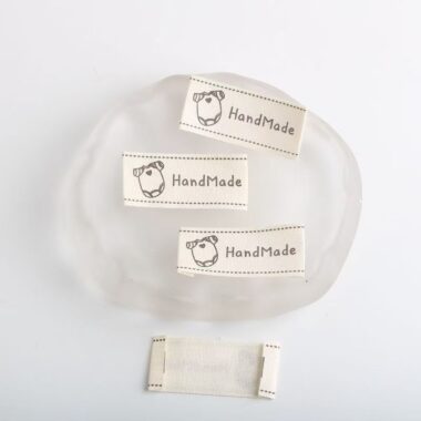 Beige minimal English woven labels for apparel accessories