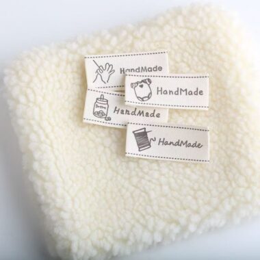 Beige minimal English woven labels for apparel accessories