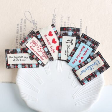 Cute handmade bow heart plaid clothing labels