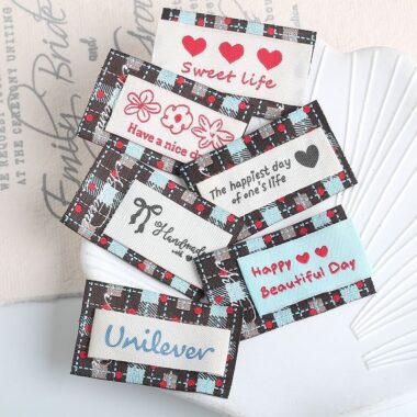 Cute handmade bow heart plaid clothing labels