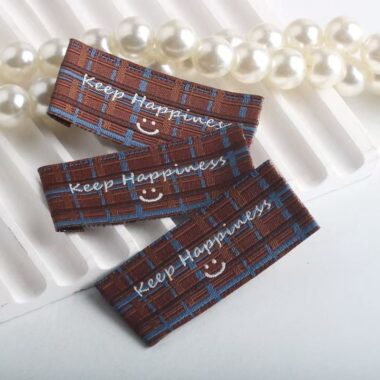 Korean style brown plaid smiley handmade clothing labels