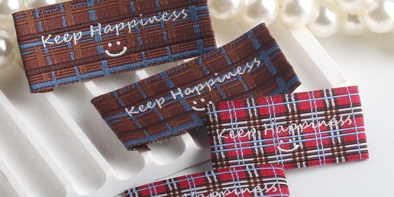 Korean style brown plaid smiley handmade clothing labels