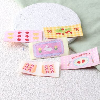 Cute cartoon strawberry DIY woven labels for clothing