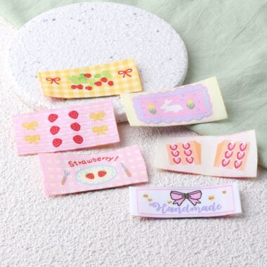 Cute cartoon strawberry DIY woven labels for clothing