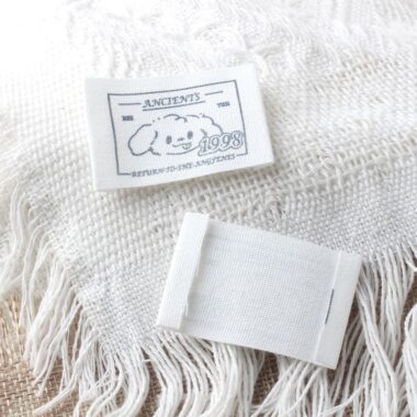 Sweet cute cat and dog woven labels for clothing