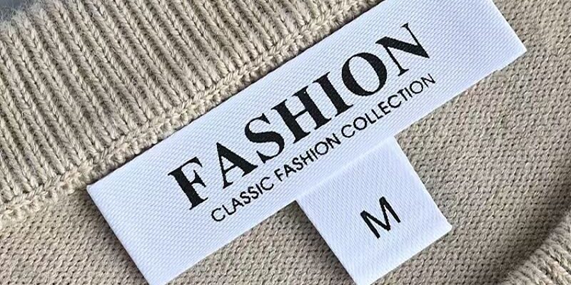 Custom brand size woven labels for apparel