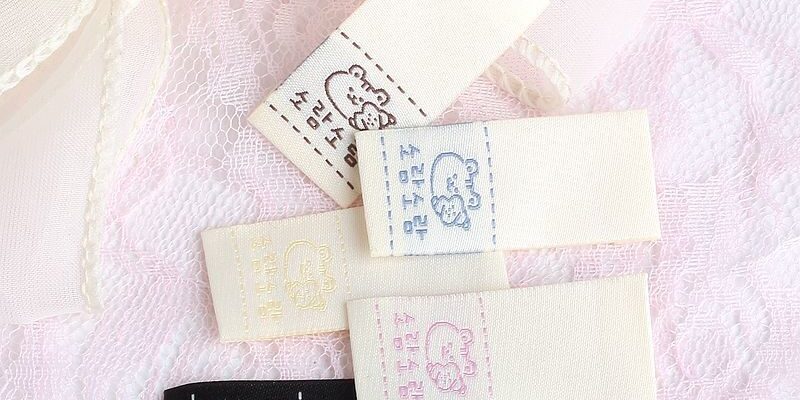 Korean cute minimal woven labels for apparel