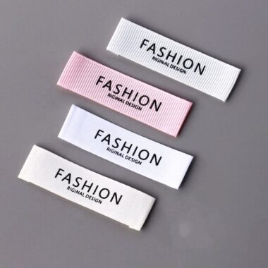 Organic cotton folded sew-in clothing labels for apparel