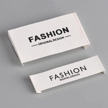 Organic cotton folded sew-in clothing labels for apparel