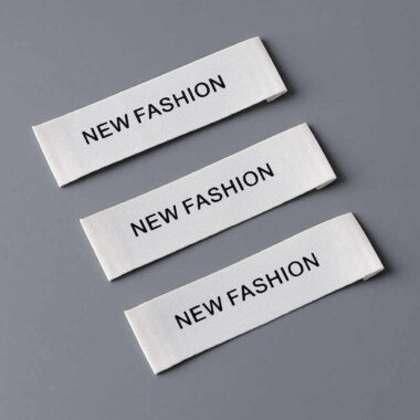 Organic cotton folded sew-in clothing labels for apparel