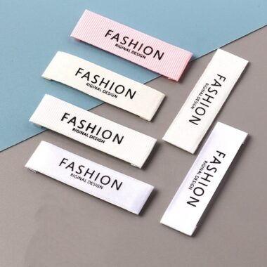 Organic cotton folded sew-in clothing labels for apparel