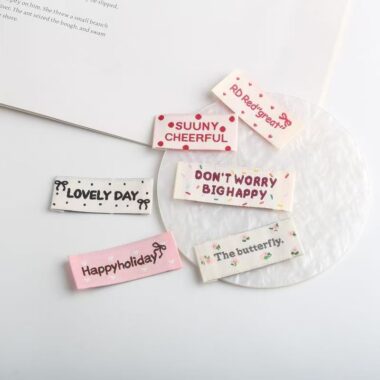 Korean polka dot English handmade clothing labels