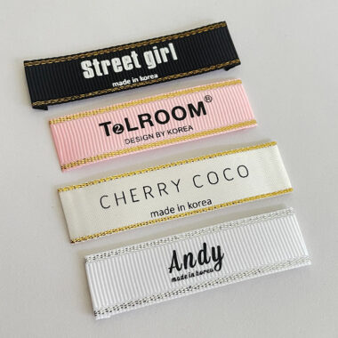High quality satin folded woven clothing labels